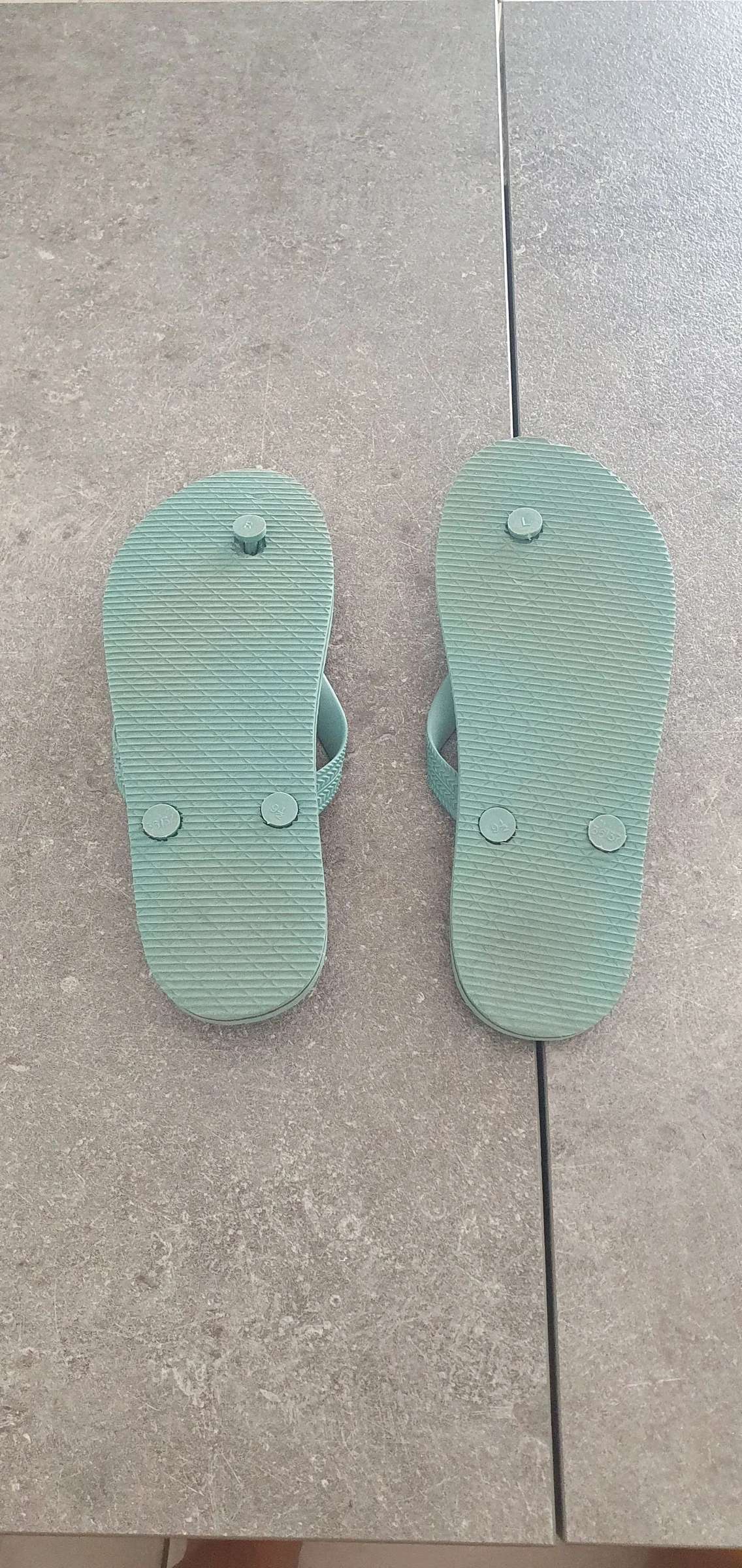 Tongs en 36/37 – photo 2